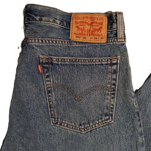 LEVI'S 550 '92 Jeans  34 x 28.5  Medium Washed  Relaxed Tapered Fit  Cotton  GUC - Picture 2 of 11